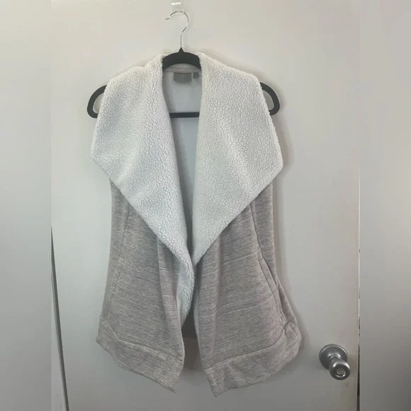 Athleta long line heathered vest - Size XS - Picture 8 of 10